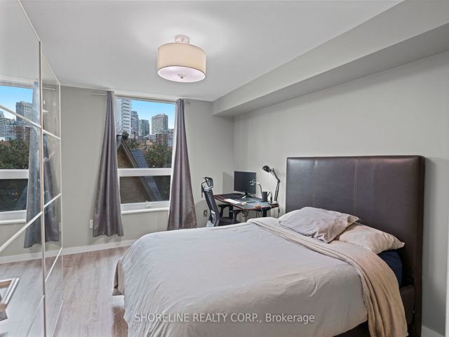 525 - 77 Maitland Pl