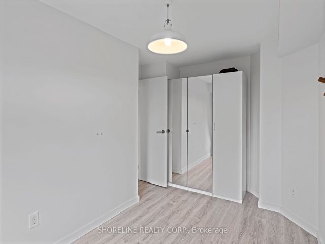 525 - 77 Maitland Pl