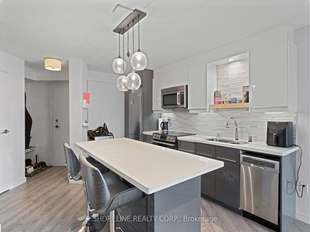 525 - 77 Maitland Pl