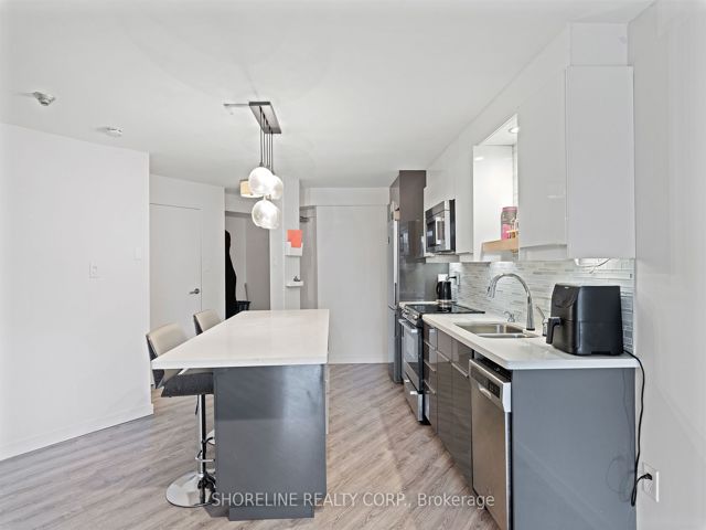 525 - 77 Maitland Pl