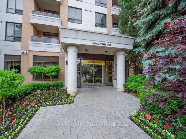 708 - 18 Sommerset Way