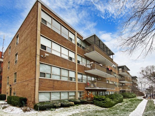 207 - 160 The Donway  W