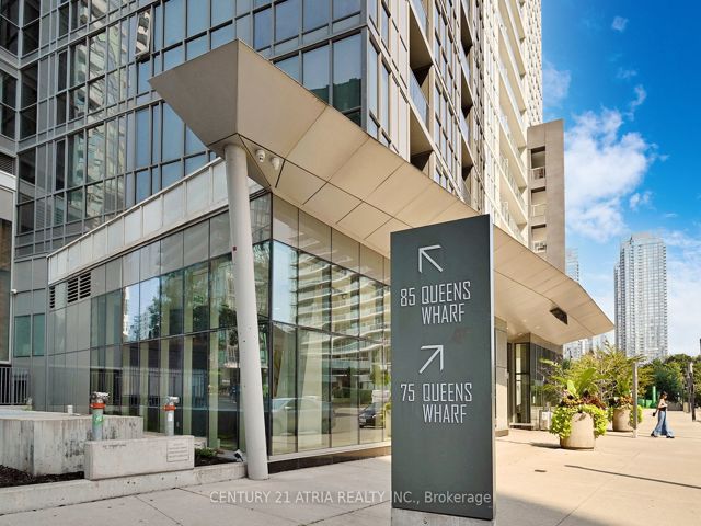 810 - 85 Queens Wharf Rd