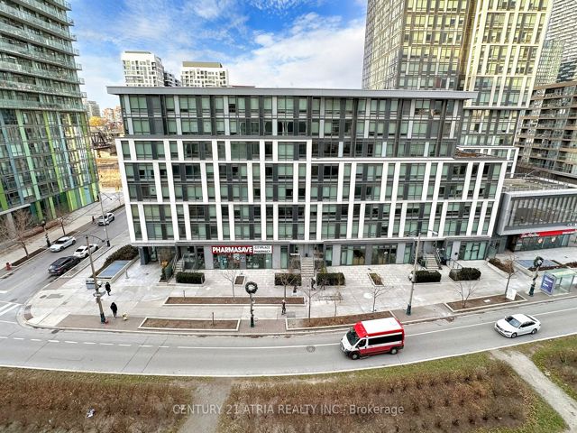 810 - 85 Queens Wharf Rd