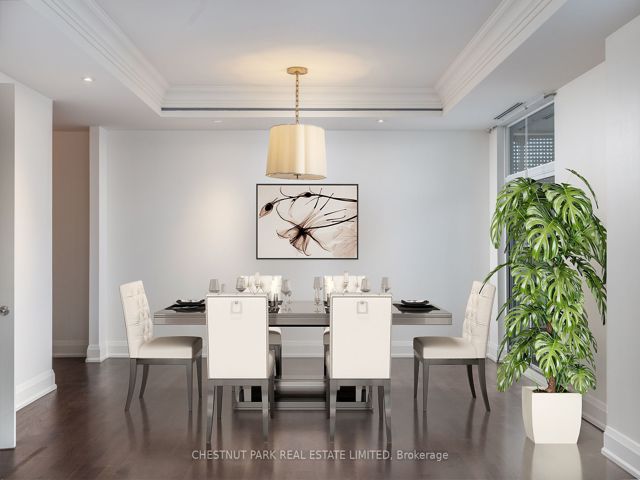 403 - 112 St Clair Ave W