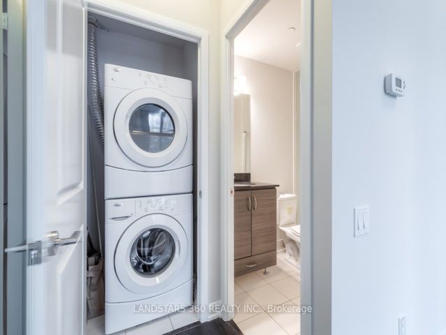 Th11 - 5168 Yonge St