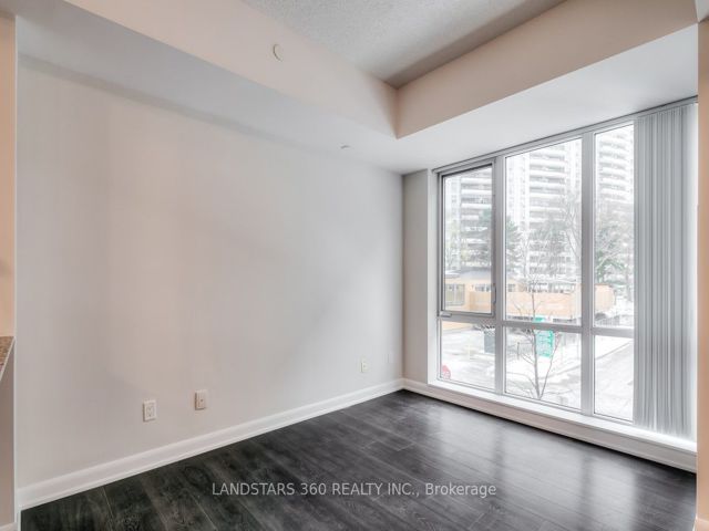 Th11 - 5168 Yonge St