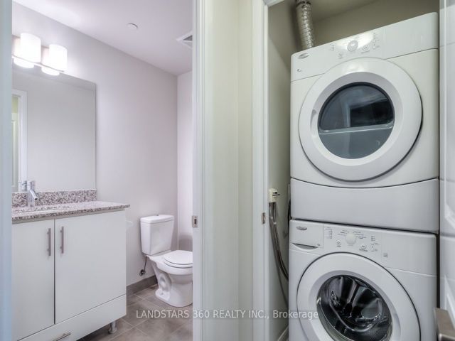 Th11 - 5168 Yonge St