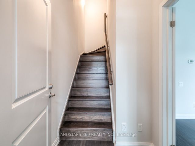 Th11 - 5168 Yonge St