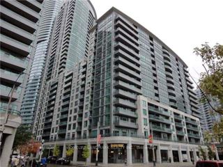 920 - 25 Lower Simcoe St