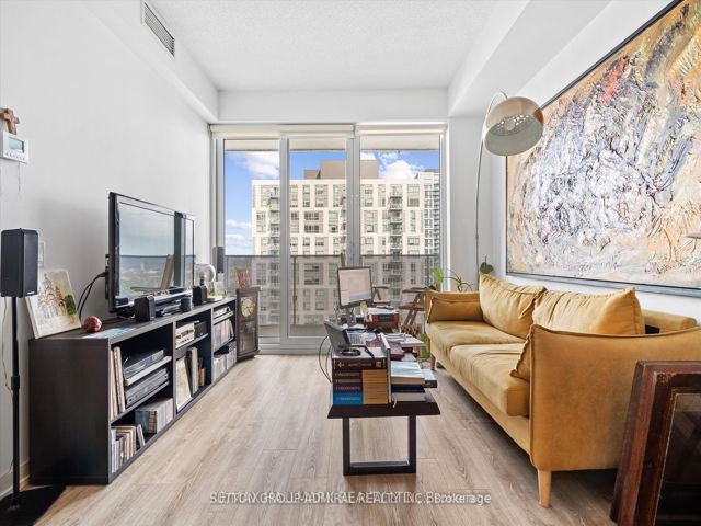 2307 - 20 Tubman Ave E