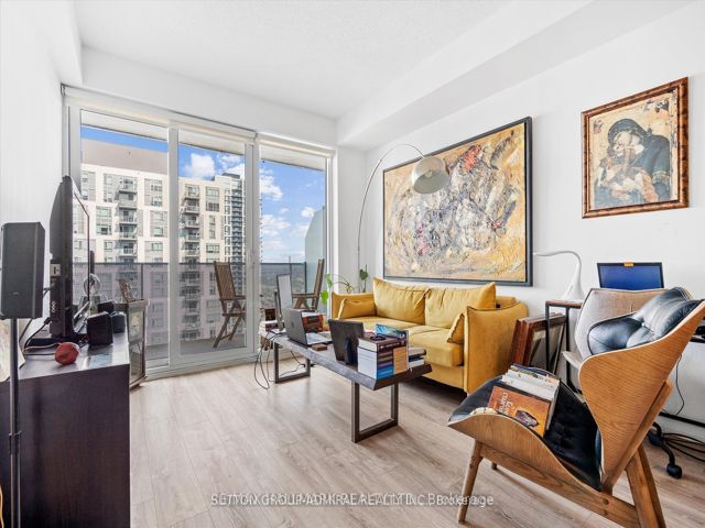 2307 - 20 Tubman Ave E