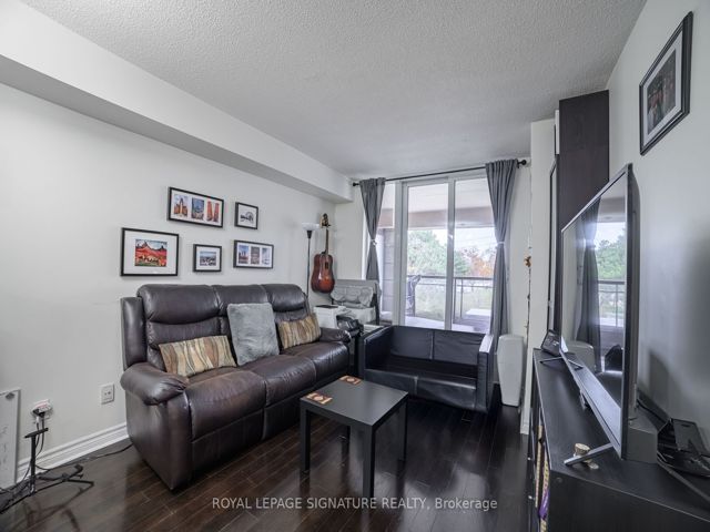 211 - 27 Rean Dr