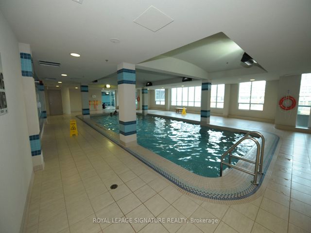 509 - 30 Grand Trunk Cres