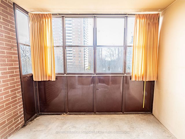 506 - 205 Hilda Ave