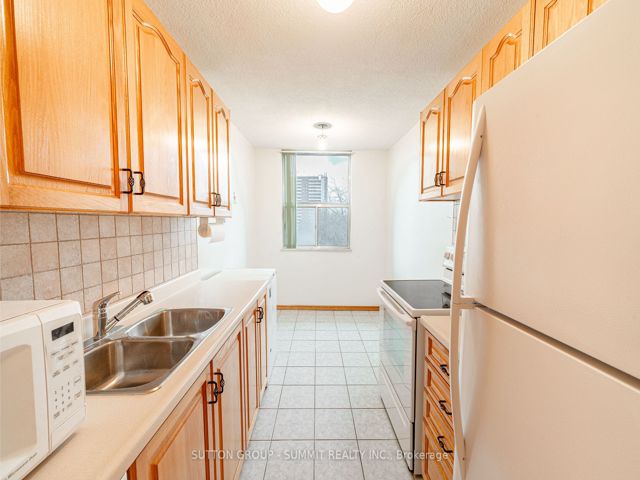 506 - 205 Hilda Ave