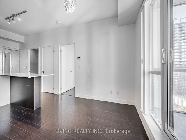 1410 - 55 Regent Park Blvd