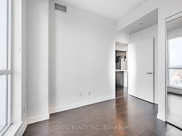 1410 - 55 Regent Park Blvd