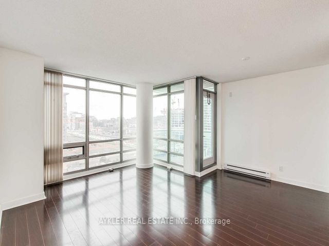 1608 - 81 Navy Wharf Crt