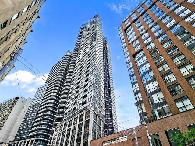 1501 - 21 Carlton St