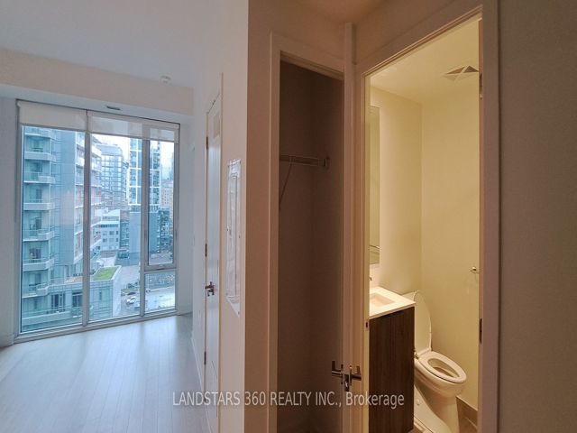 1118 - 50 Power St