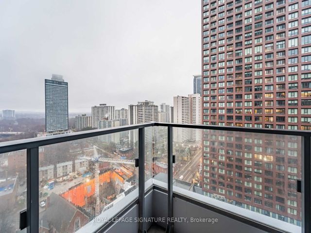 1412 - 395 Bloor St E