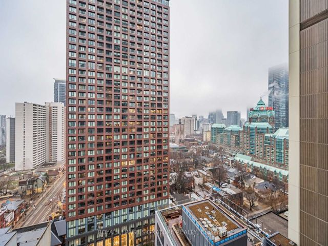 1412 - 395 Bloor St E