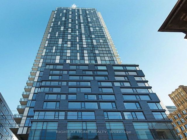 708 - 101 Peter St