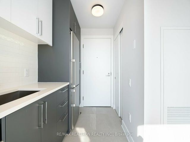 1208 - 2525 Bathurst St