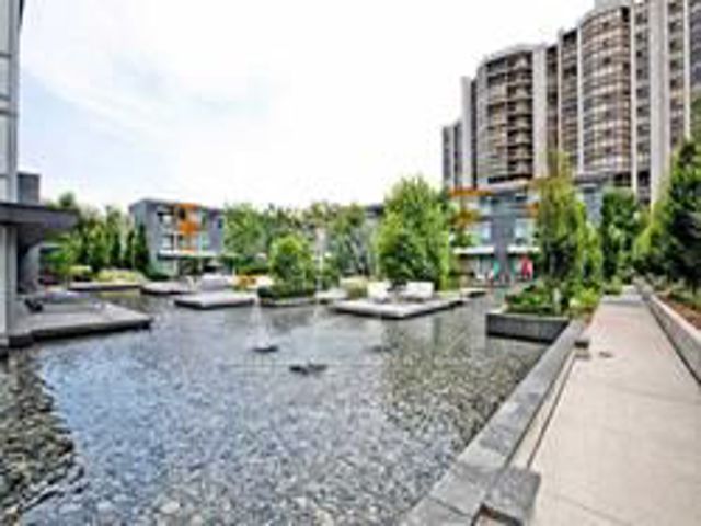 415 - 88 Sheppard Ave E