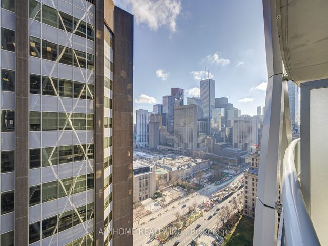 2412 - 230 Simcoe St