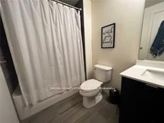 906 - 3237 Bayview Ave