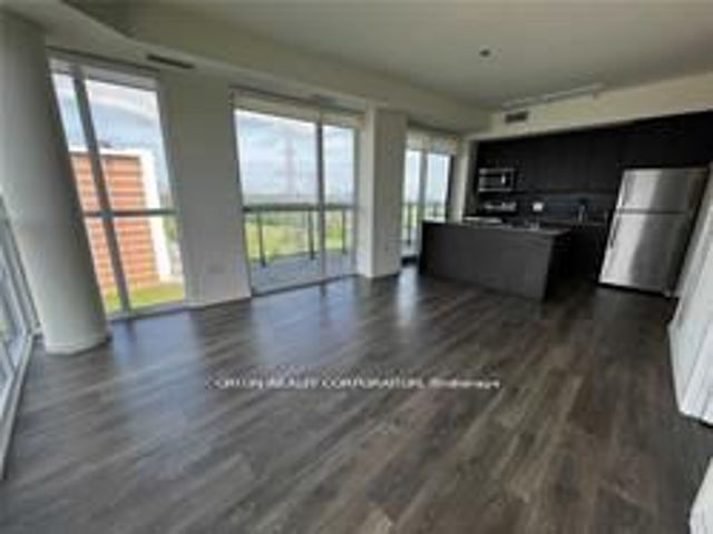 906 - 3237 Bayview Ave