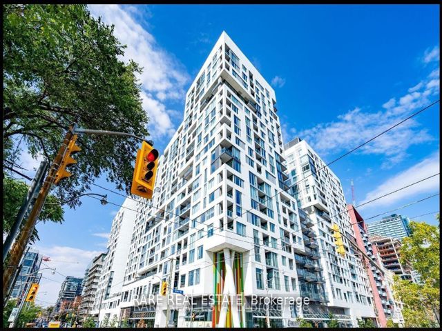 801 - 27 Bathurst St