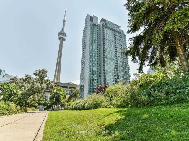 3305 - 81 Navy Wharf Crt