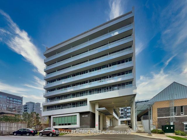 812 - 591 Sheppard Ave E