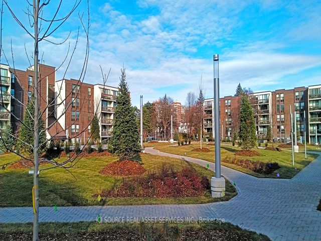 116 - 30 Fashion Roseway