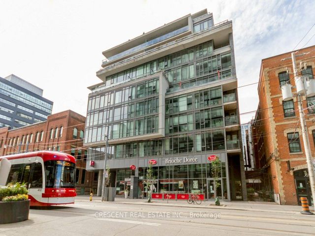 402 - 650 King St W