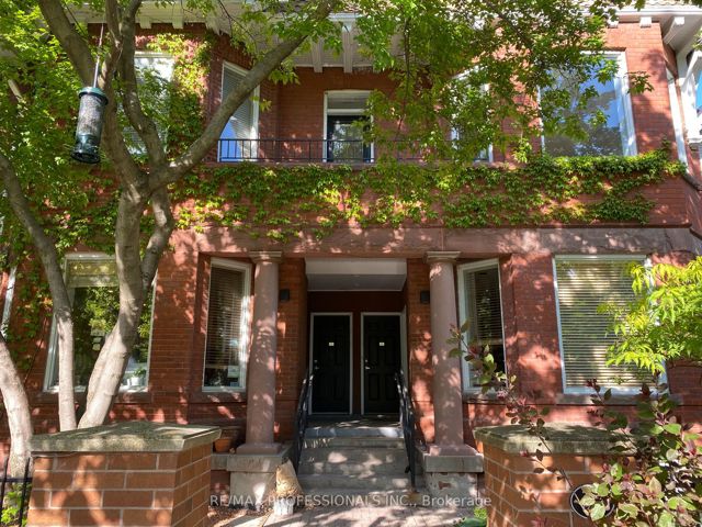 14 - 217 St George St