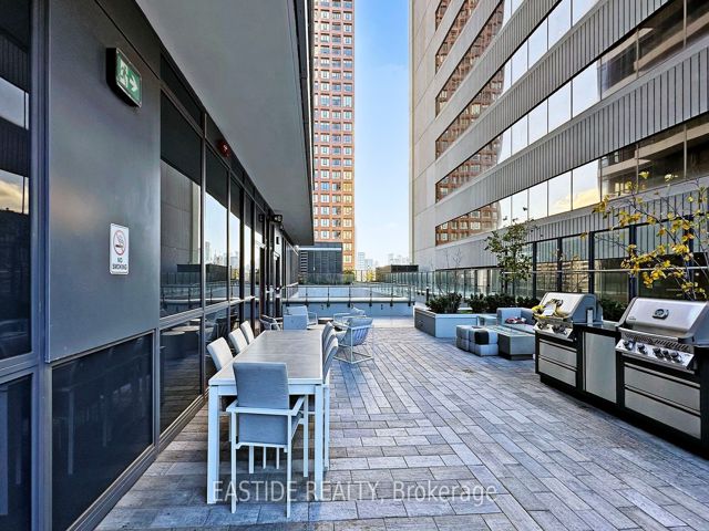 4206 - 395 Bloor St E