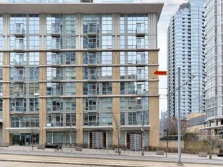 505 - 9 Spadina Ave