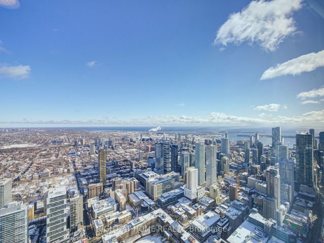 7405 - 388 Yonge St