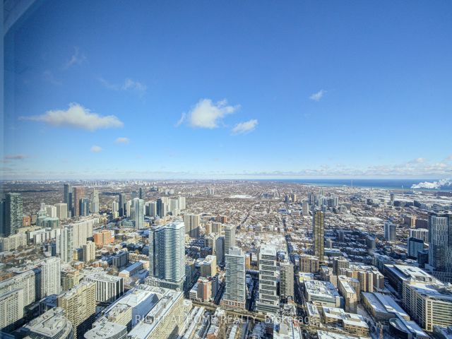 7405 - 388 Yonge St