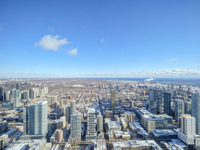 7405 B - 388 Yonge St