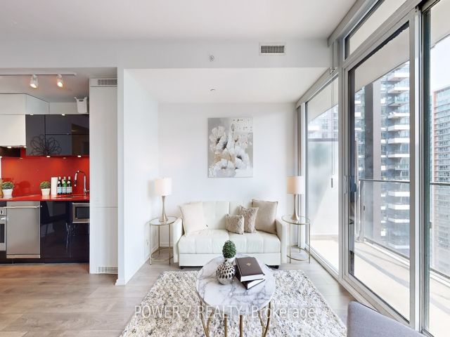 3111 - 125 Peter St