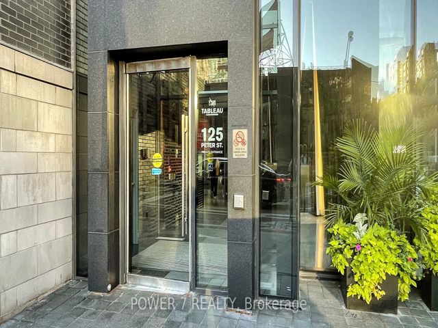 3111 - 125 Peter St