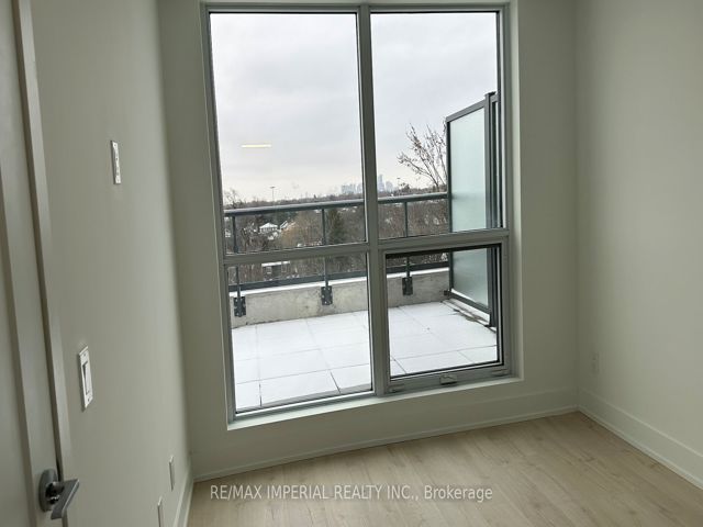 607 - 181 Sheppard Ave E