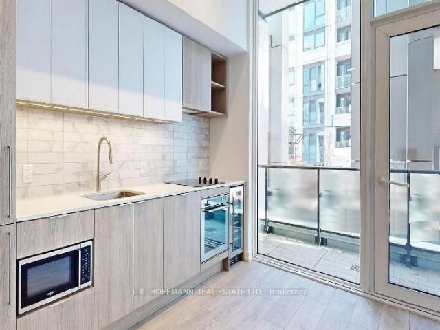 639 - 2020 Bathurst St