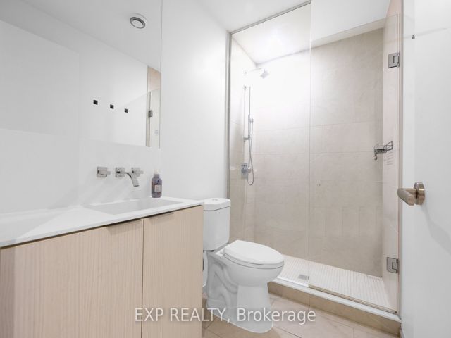 402 - 12 Bonnycastle St