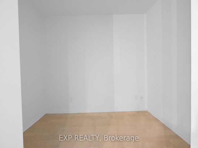 402 - 12 Bonnycastle St